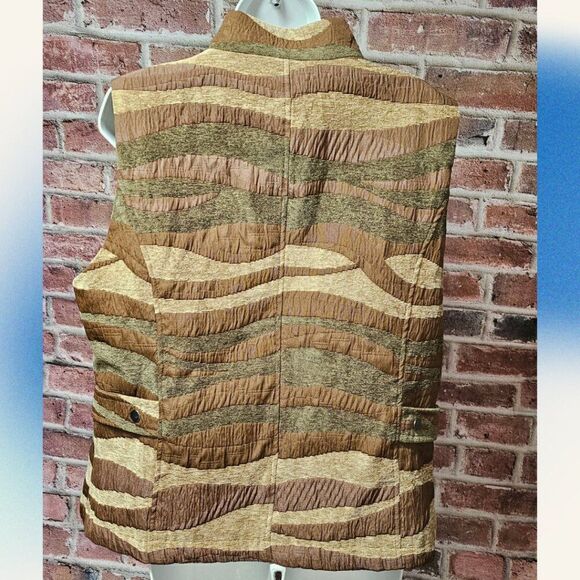 Erin London Textured Sleeveless Zip Vest – Women’s Size XL Brown Layered Look - Picture 2 of 4
